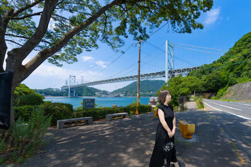 和布刈公園から撮影した関門橋と妻